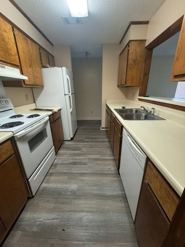 Foto del edificio - Remodeled Duplex on Belair Road
