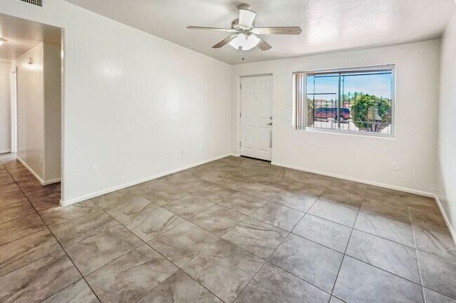 Foto del edificio - Spacious 3 Bed, 2 Bath Home Near UofA - Perfect Tucson Living!