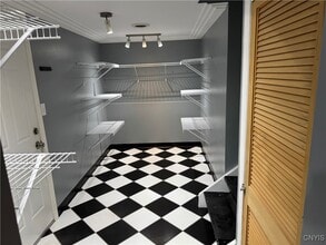 Building Photo - 9479 Bygone Dr