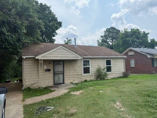 Building Photo - 3220 Alta Rd