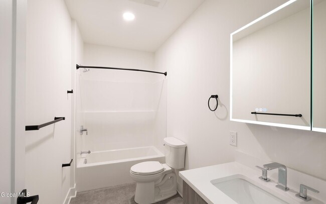 Foto del edificio - 33 Centre St