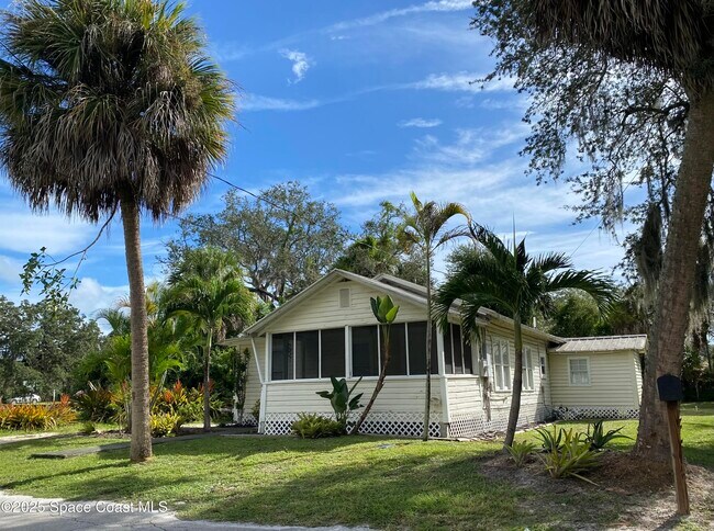 Foto del edificio - 1903 Fletcher St
