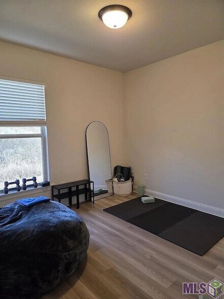 Foto del edificio - 7211 Kenilworth Crossing Ave