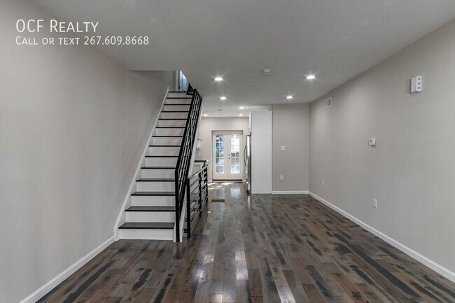 Building Photo - 1447 S Taylor St