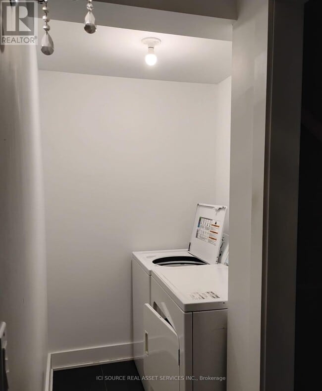 Building Photo - 2772 Red Maple Ave