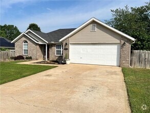 Building Photo - 20835 Justin Dr