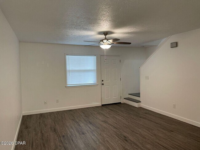 Foto del edificio - 2708 E 17th St