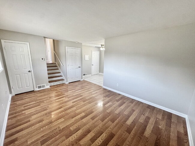 Foto del edificio - 784 Western Park Dr