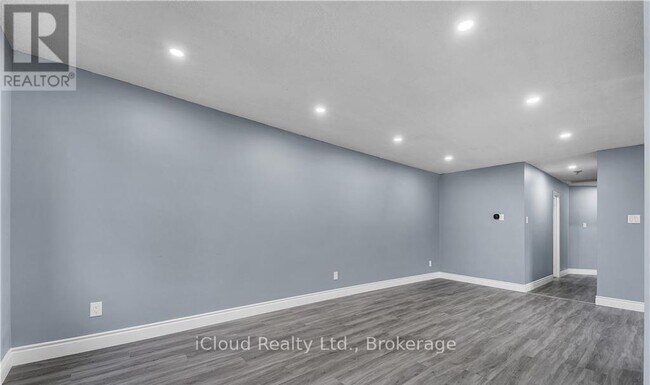 Photo du bâtiment - 967 Prosperity Ct