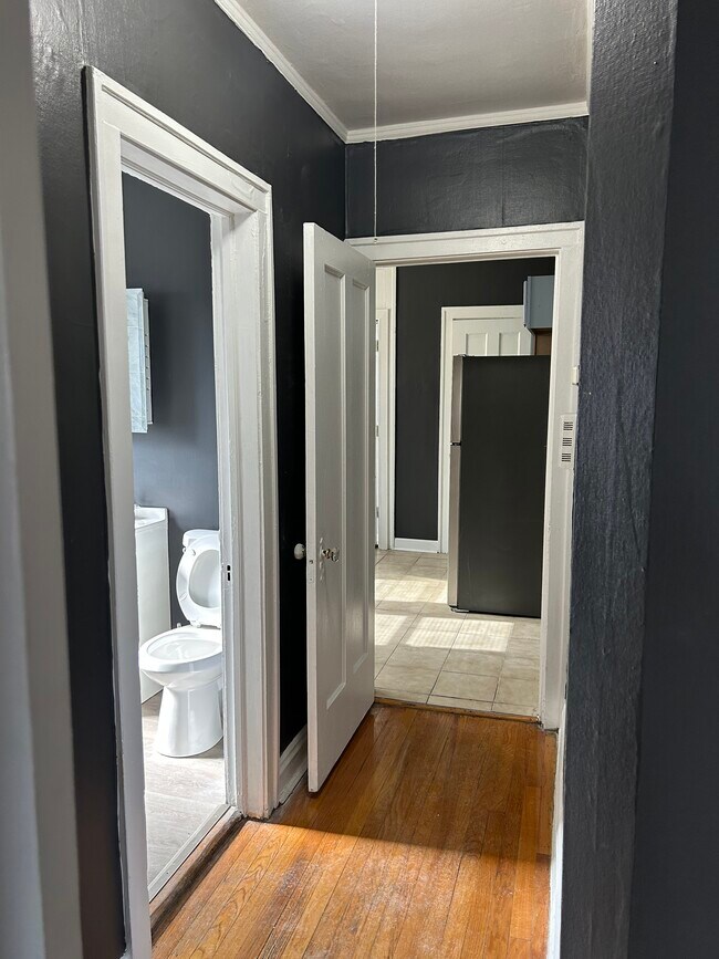 Foto del edificio - 2501 E 84th St