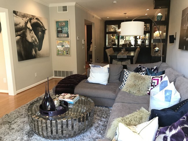 Sala de estar/comedor - 2663 S Centinela Ave