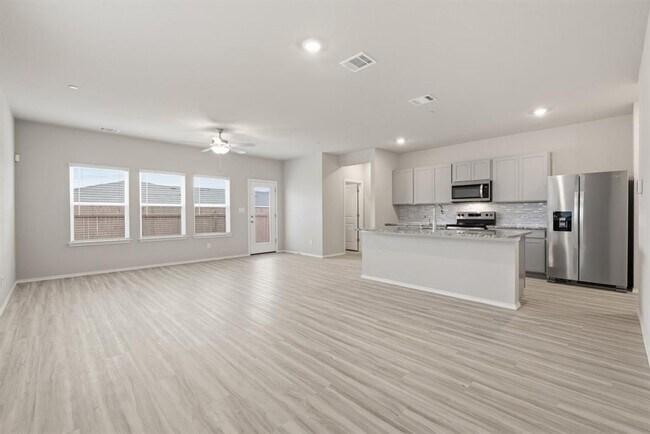 Foto del edificio - 12809 Village Spun Plz