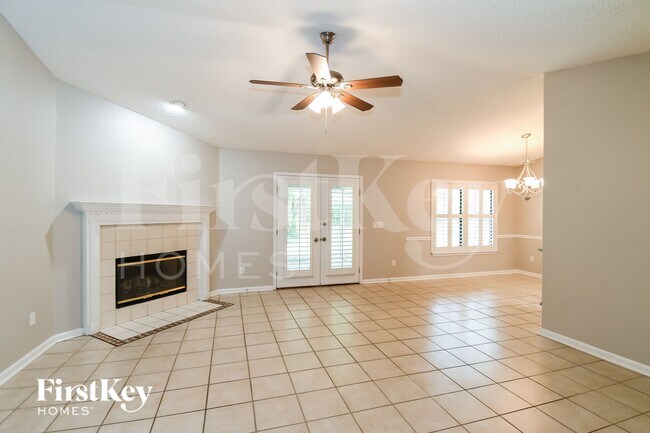 Foto del edificio - 1332 Lamboll Ave