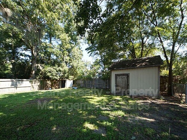 Foto del edificio - 119 Carolina Wren Ave
