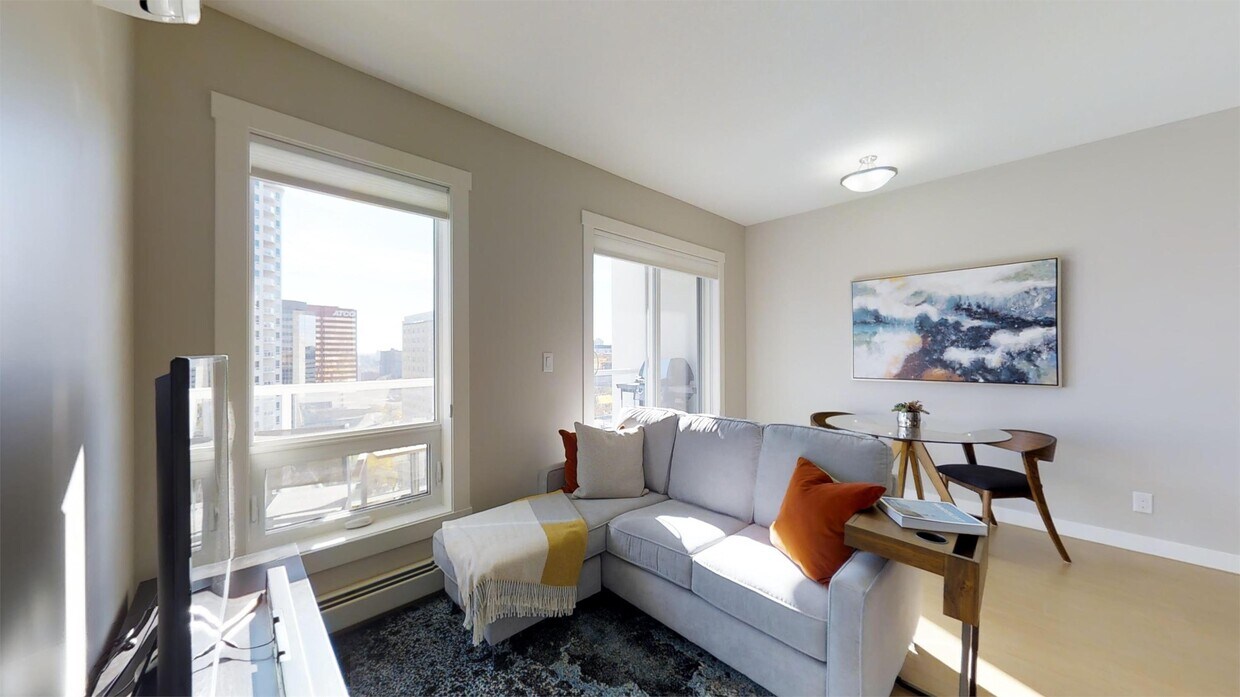 Photo principale - 10410-1102 102 Ave NW