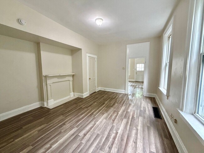 Foto del edificio - Updated 4-Bedroom Cincinnati Home | Ready to Move In!