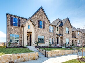 Building Photo - 6490 Iron Horse Blvd