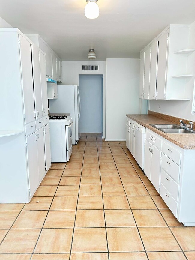 Photo - Highland Estates House