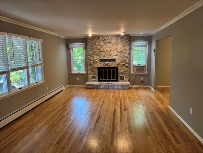 Building Photo - 91 Piermont Pl