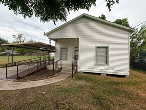 Building Photo - 4622 Falls St