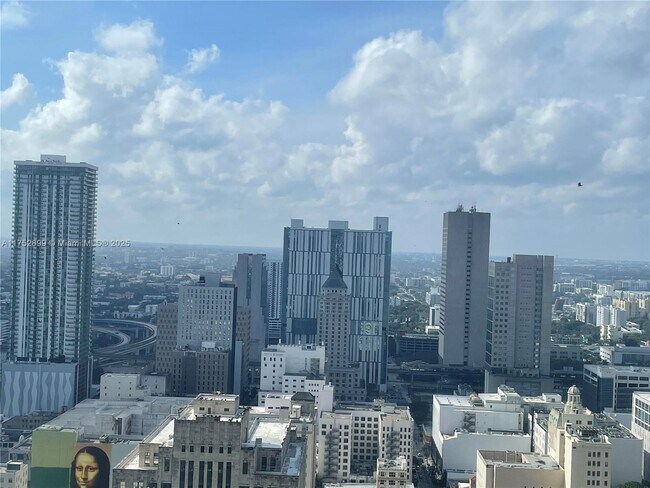 Foto del edificio - 50 Biscayne Blvd