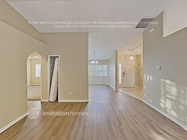 Building Photo - 1669 Templewood Ave