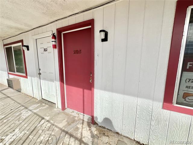 Building Photo - 1080 S Eliot St