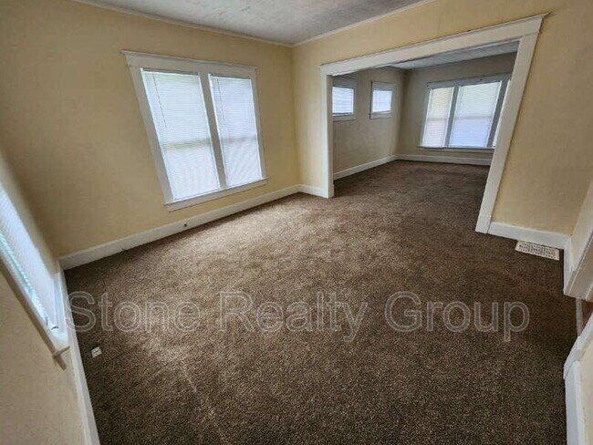 Foto del edificio - 339 Nebeker St