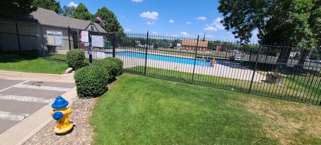 Foto del edificio - 2 Bedroom Townhome