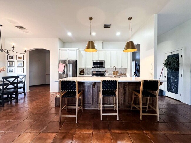 Building Photo - "Mesa Del Sol 3 Bedroom Home with a Pool a...