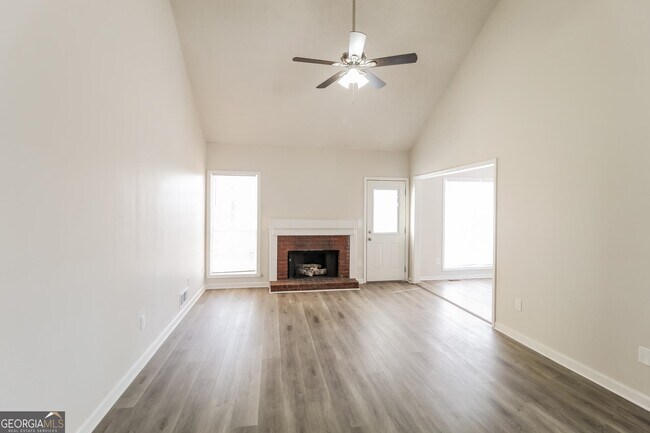 Foto del edificio - 830 Josh Ln