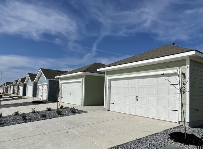 Foto del edificio - Brand New Duplex in Jordan's Creek!