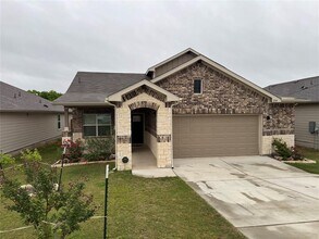 Building Photo - 204 James River Dr