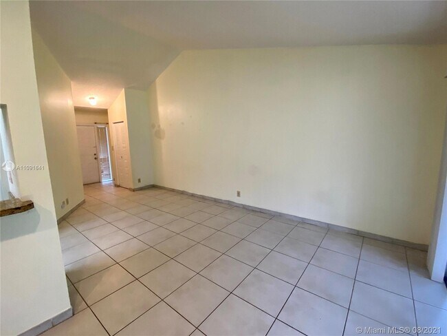 Building Photo - 14031 SW 91st Terrace