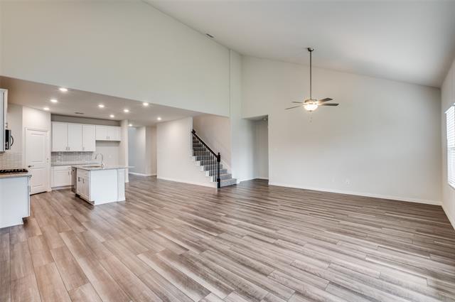 Foto del edificio - 3308 Kingsdown Dr