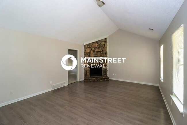 Building Photo - 3 Bedroom Pet-Friendly Home in Millington, TN with Main Street Renewal