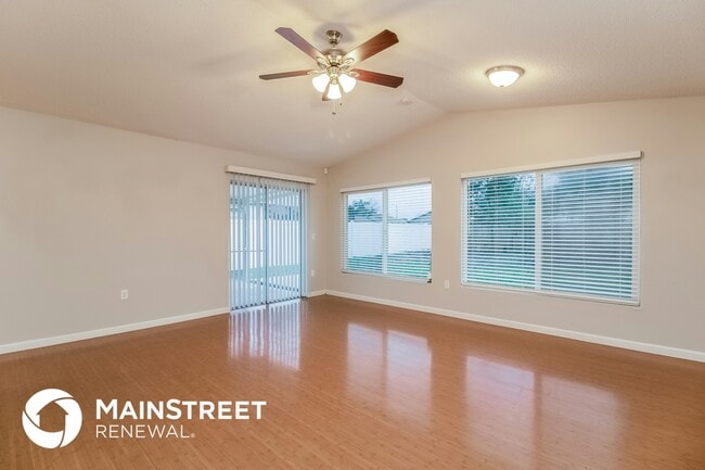 Building Photo - 1433 Vinetree Dr