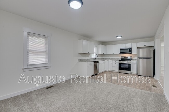 Foto del edificio - 2753 Hazel St