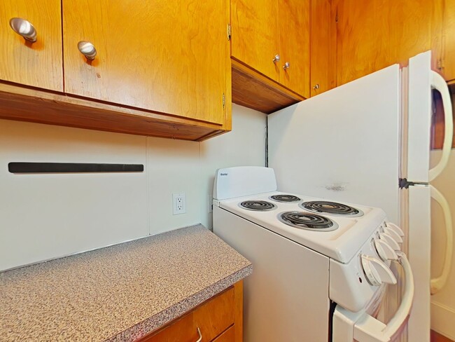 Foto del edificio - Duplex ~ Close to Campus ~ Small Pet Friendly