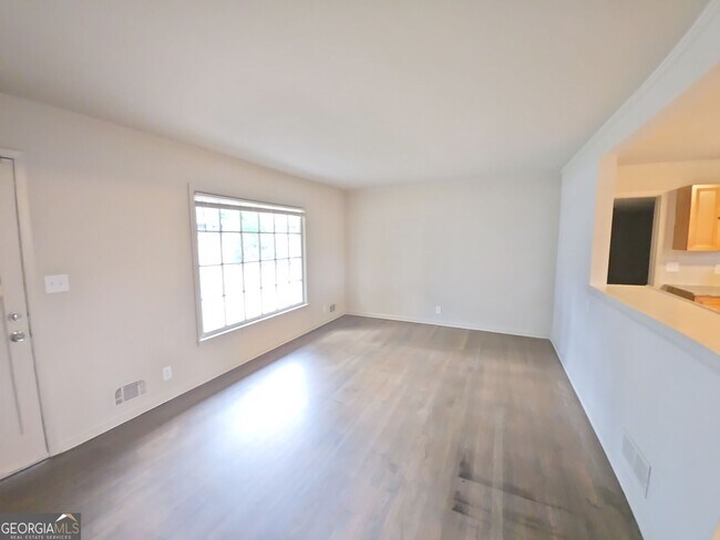 Foto del edificio - 1632 Jolly Green Ct