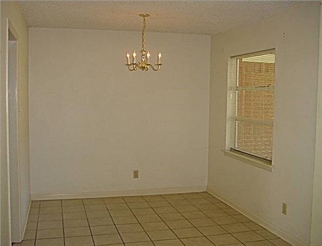 Foto del edificio - 8743 Boundbrook Ave