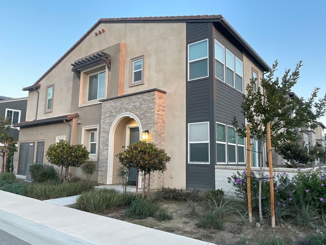 Foto principal - 3601 E Moonlight St