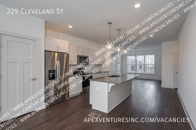 Foto del edificio - 229 Cleveland St