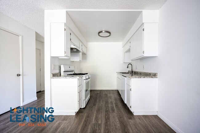 Building Photo - 14201 Victory Blvd