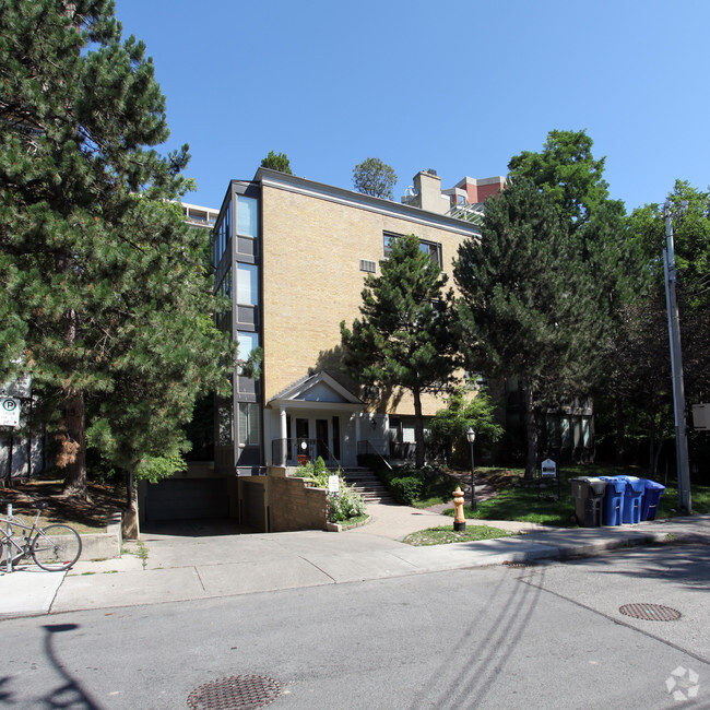 Foto principal - 22 Woodlawn Apartments