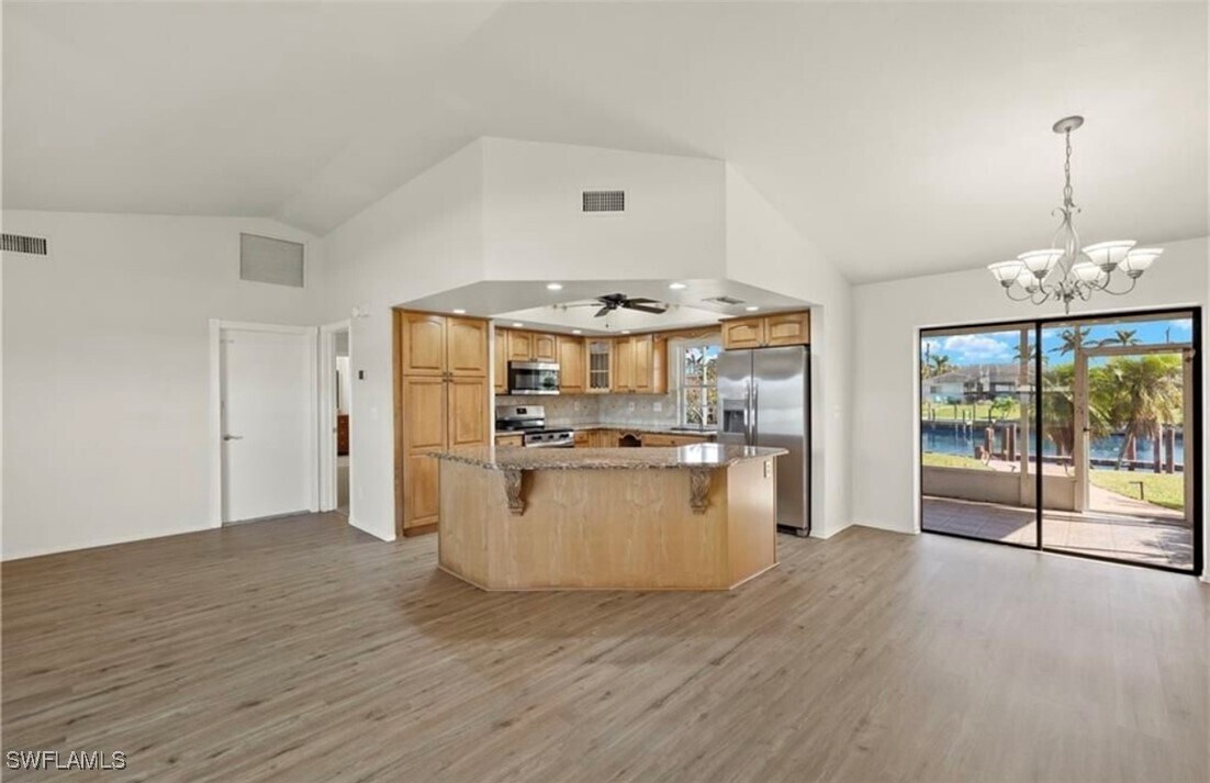 Foto principal - 4709 SW 25th Pl