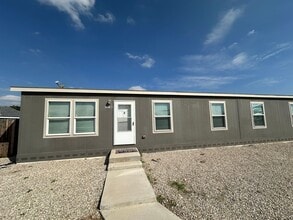 Building Photo - 1210 W Mermod St