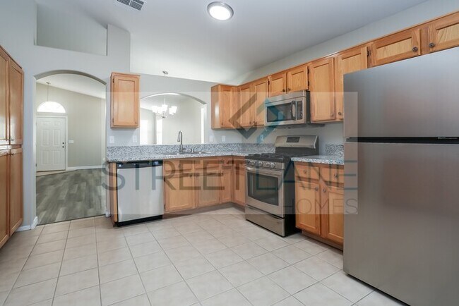 Foto del edificio - REDUCED!