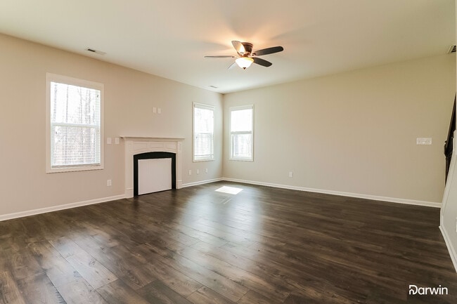 Foto del edificio - 317 Lanier Place, Clayton, NC 27527