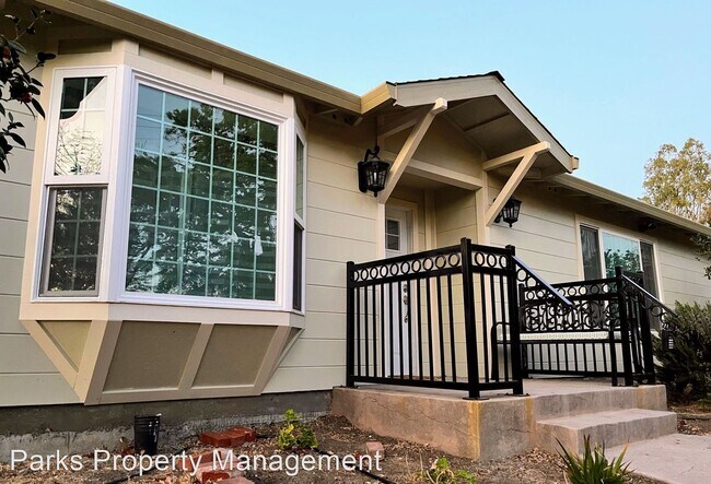 Building Photo - 4 br, 3 bath House - 420 Muller Road
